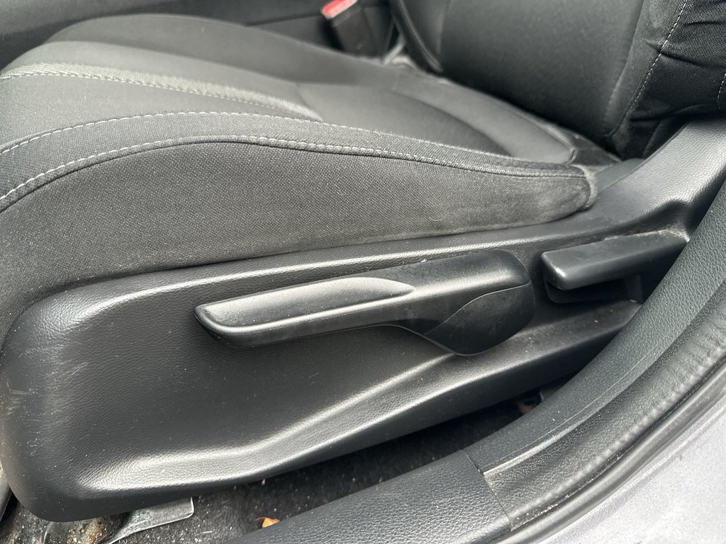 2016 Honda CIVIC SEDAN in Antigonish, Nova Scotia - 14 - w1024h768px