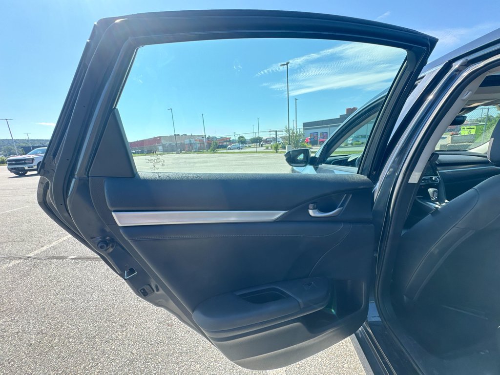 2019 Honda CIVIC SEDAN TOURING | Roof | Nav | USB in Saint John, New Brunswick - 35 - w1024h768px