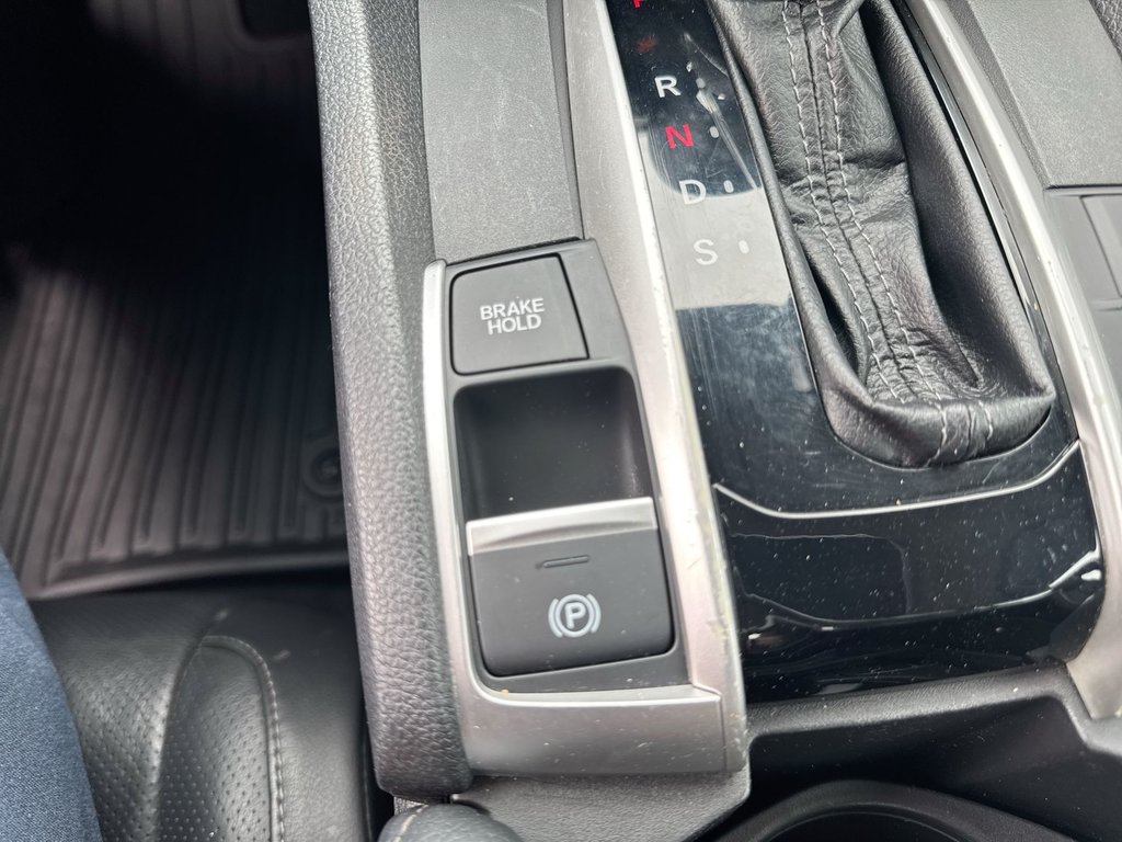 2019 Honda CIVIC SEDAN TOURING | Roof | Nav | USB in Saint John, New Brunswick - 30 - w1024h768px