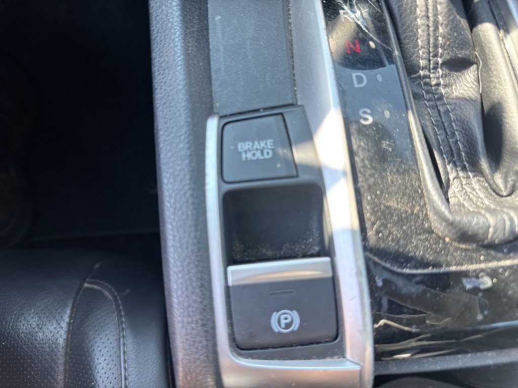 2019 Honda CIVIC SEDAN TOURING | Roof | Nav | USB in Saint John, New Brunswick - 30 - w1024h768px