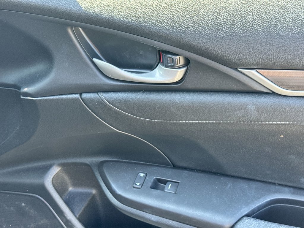 2019 Honda CIVIC SEDAN TOURING | Roof | Nav | USB in Saint John, New Brunswick - 46 - w1024h768px