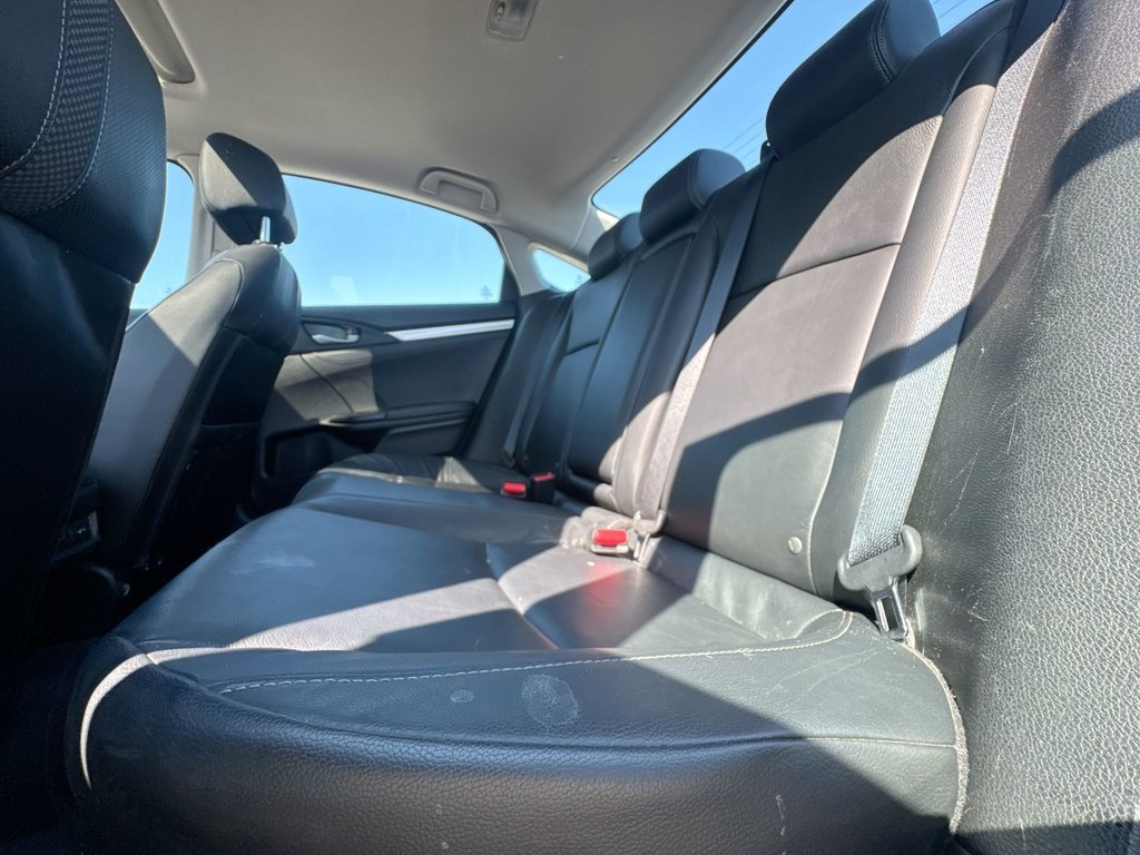 2019 Honda CIVIC SEDAN TOURING | Roof | Nav | USB in Saint John, New Brunswick - 34 - w1024h768px