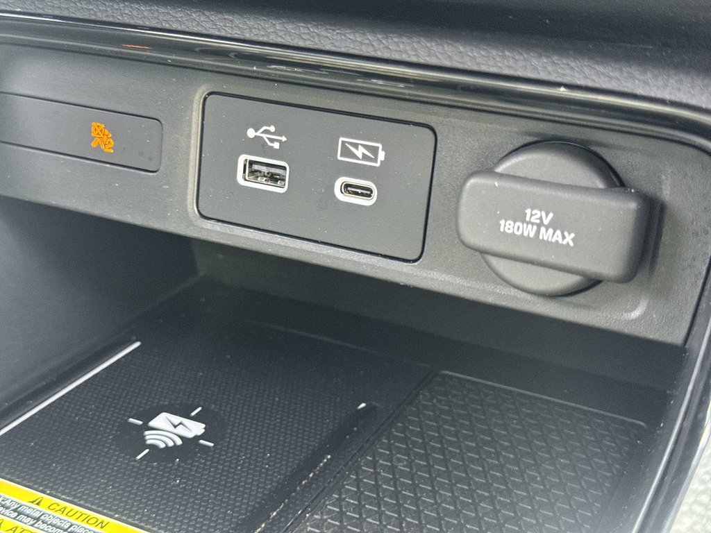 2024 Honda CR-V Hybrid Touring | Roof | Cam | USB | Warranty to 2028 in Saint John, New Brunswick - 45 - w1024h768px