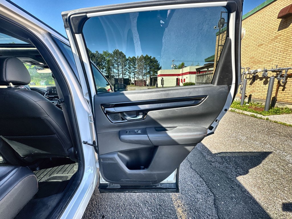2024 Honda CR-V Hybrid Touring | Roof | Cam | USB | Warranty to 2028 in Saint John, New Brunswick - 41 - w1024h768px