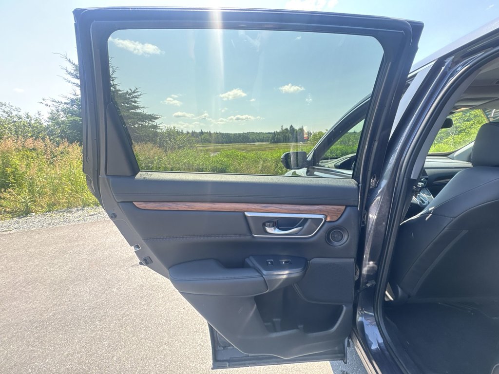 2017 Honda CR-V in Antigonish, Nova Scotia - 35 - w1024h768px