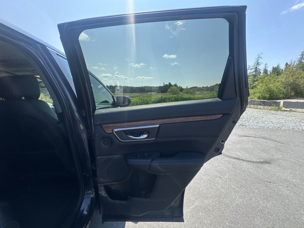 2017 Honda CR-V in Antigonish, Nova Scotia - 41 - w1024h768px