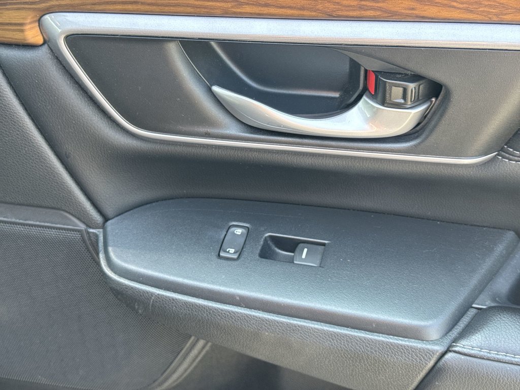 2017 Honda CR-V in Antigonish, Nova Scotia - 46 - w1024h768px