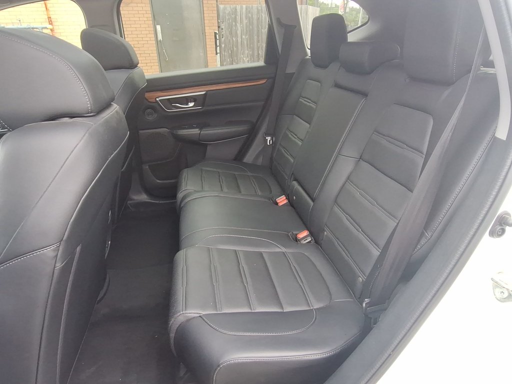 2018 Honda CR-V TOURING | Roof | Cam | USB in Saint John, New Brunswick - 32 - w1024h768px