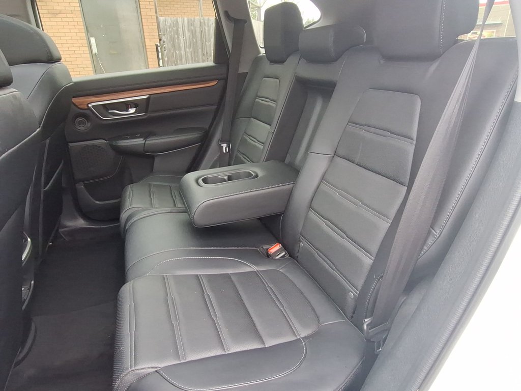 2018 Honda CR-V TOURING | Roof | Cam | USB in Saint John, New Brunswick - 33 - w1024h768px