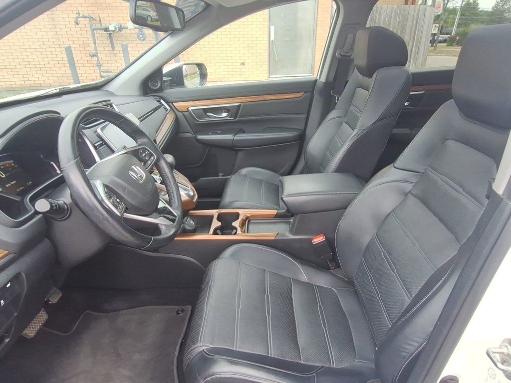 2018 Honda CR-V TOURING | Roof | Cam | USB in Saint John, New Brunswick - 13 - w1024h768px