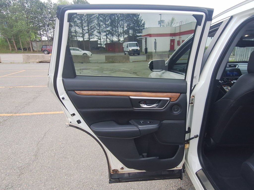 2018 Honda CR-V TOURING | Roof | Cam | USB in Saint John, New Brunswick - 35 - w1024h768px