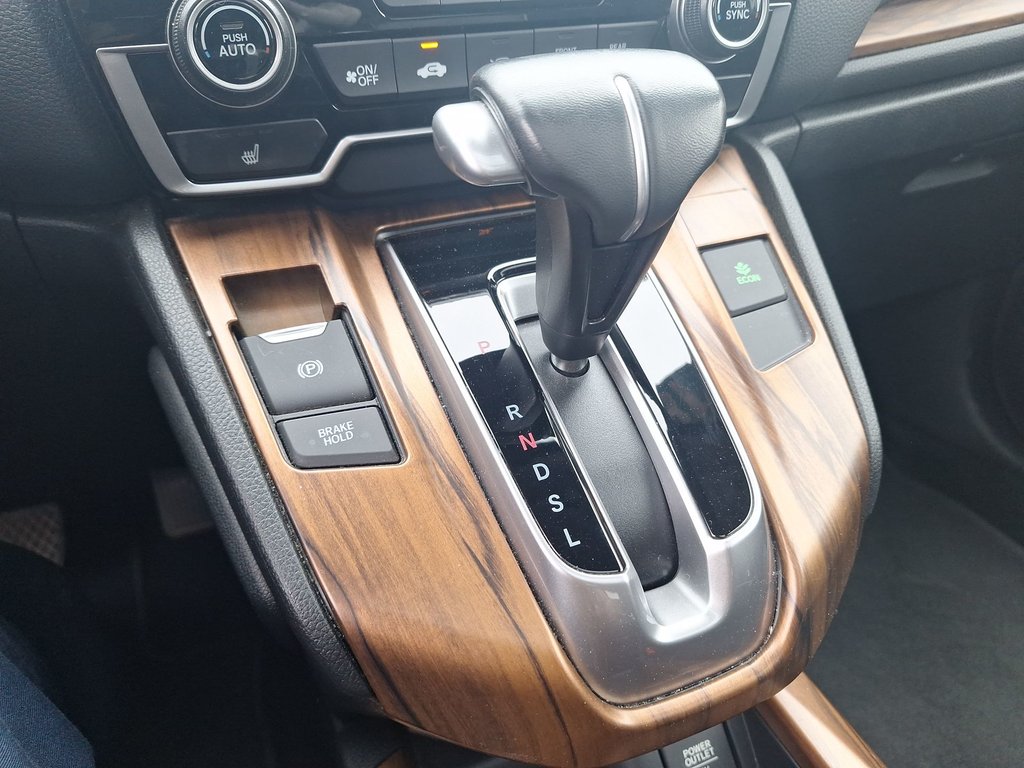 2018 Honda CR-V TOURING | Roof | Cam | USB in Saint John, New Brunswick - 29 - w1024h768px