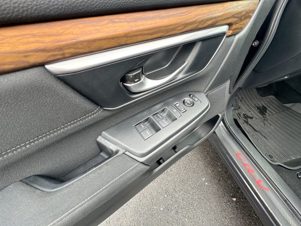 2019 Honda CR-V EX | Roof | Cam | USB | Htd Seats in Saint John, New Brunswick - 15 - w1024h768px