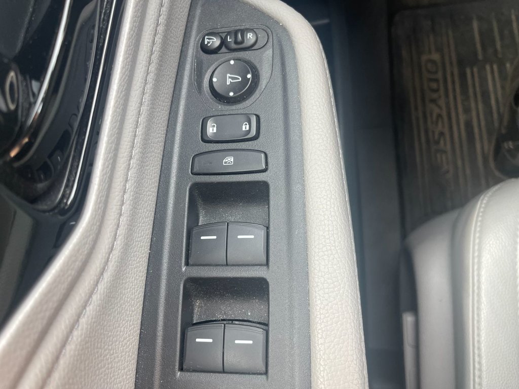 2019 Honda Odyssey in Antigonish, Nova Scotia - 16 - w1024h768px