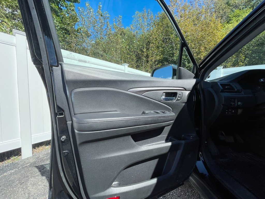 2021 Honda Pilot EX-L NAVI | 8 psg | Leather | Roof | Cam | USB in Saint John, New Brunswick - 9 - w1024h768px