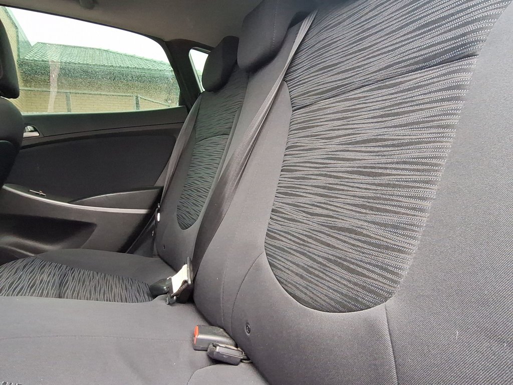 2017 Hyundai ACCENT SE | Roof | USB in Saint John, New Brunswick - 34 - w1024h768px