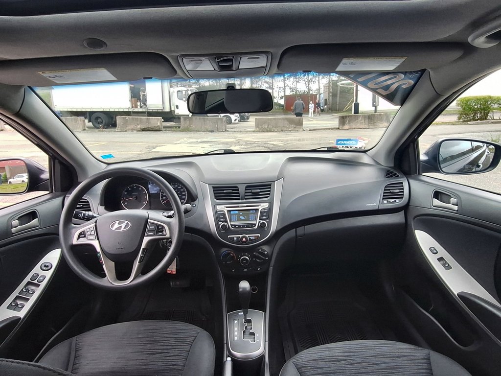 Hyundai ACCENT SE | Roof | USB 2017 à Saint John, Nouveau-Brunswick - 16 - w1024h768px