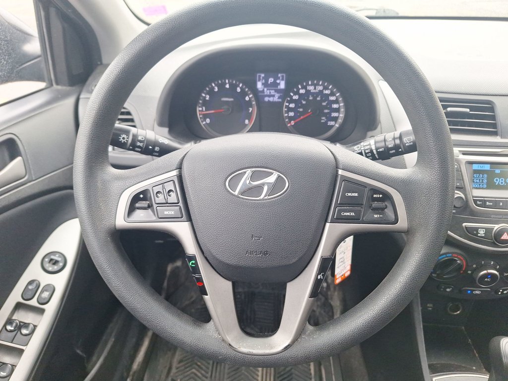 2017 Hyundai ACCENT SE | Roof | USB in Saint John, New Brunswick - 19 - w1024h768px