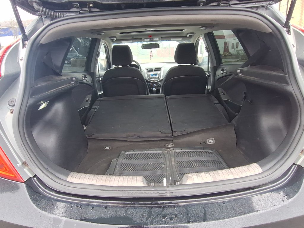 2017 Hyundai ACCENT SE | Roof | USB in Saint John, New Brunswick - 37 - w1024h768px