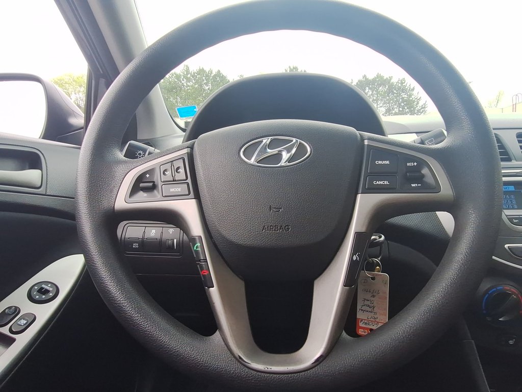 Hyundai ACCENT SE | Roof | USB 2017 à Saint John, Nouveau-Brunswick - 18 - w1024h768px