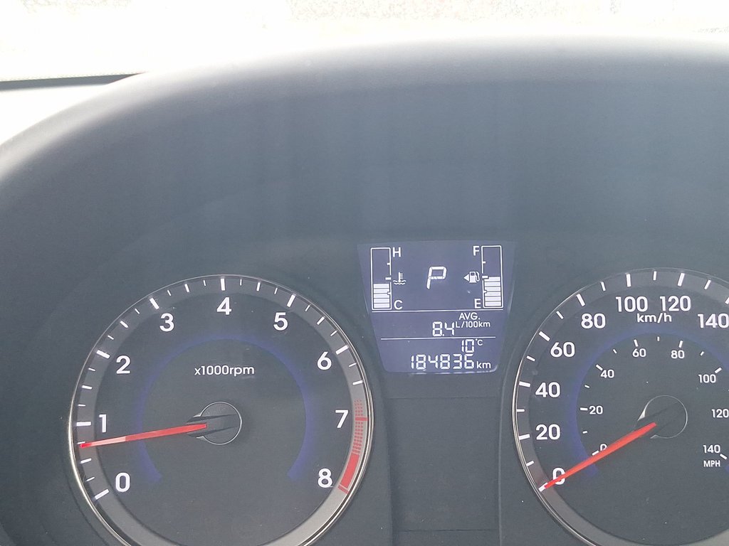 2017 Hyundai ACCENT SE | Roof | USB in Saint John, New Brunswick - 31 - w1024h768px