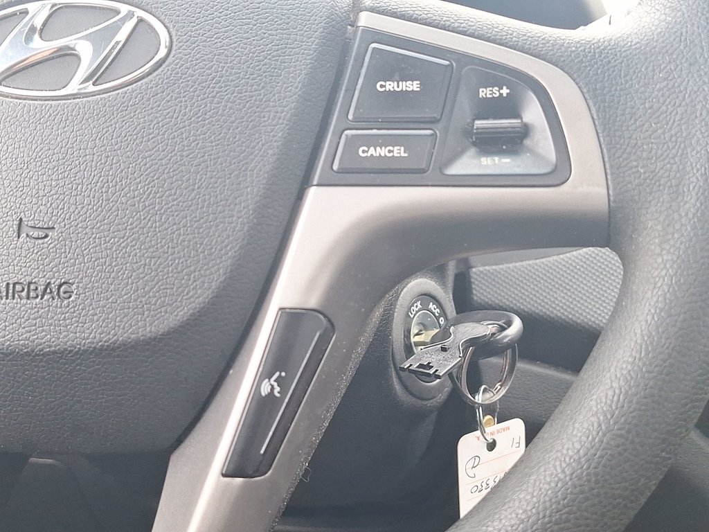 2017 Hyundai ACCENT SE | Roof | USB in Saint John, New Brunswick - 21 - w1024h768px