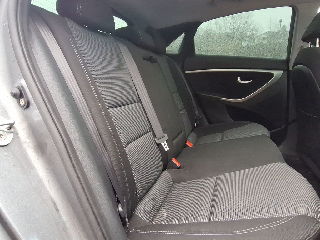 2016 Hyundai Elantra GT | Roof | USB | Htd Seats | Bluetooth in Saint John, New Brunswick - 39 - w1024h768px