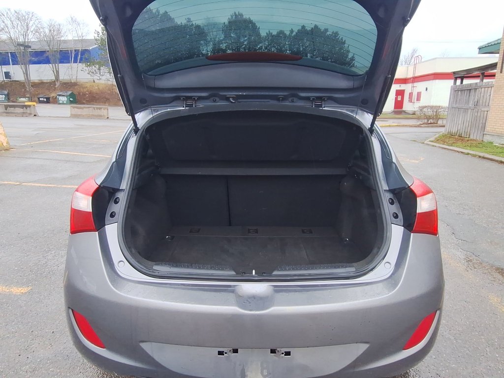 2016 Hyundai Elantra GT | Roof | USB | Htd Seats | Bluetooth in Saint John, New Brunswick - 36 - w1024h768px