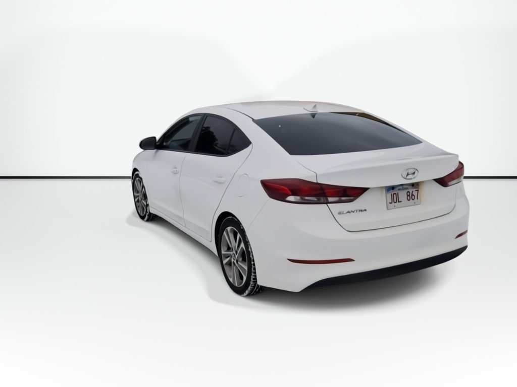 2017 Hyundai Elantra GLS | Roof | Cam | Htd Seats | USB in Saint John, New Brunswick - 7 - w1024h768px