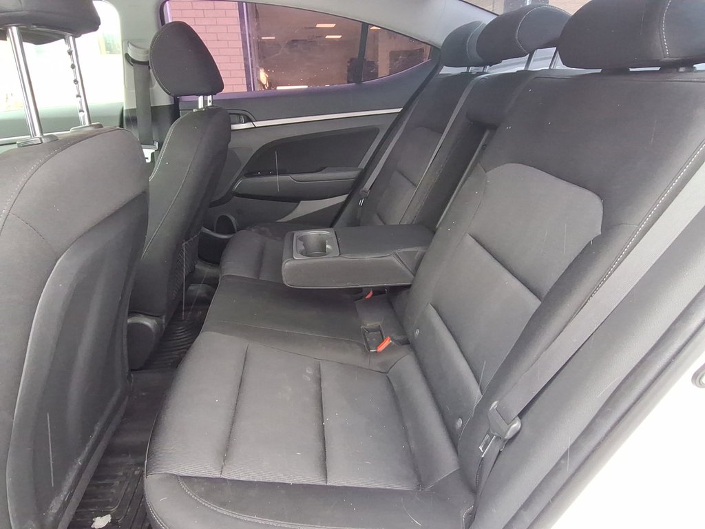 2017 Hyundai Elantra GLS | Roof | Cam | Htd Seats | USB in Saint John, New Brunswick - 33 - w1024h768px