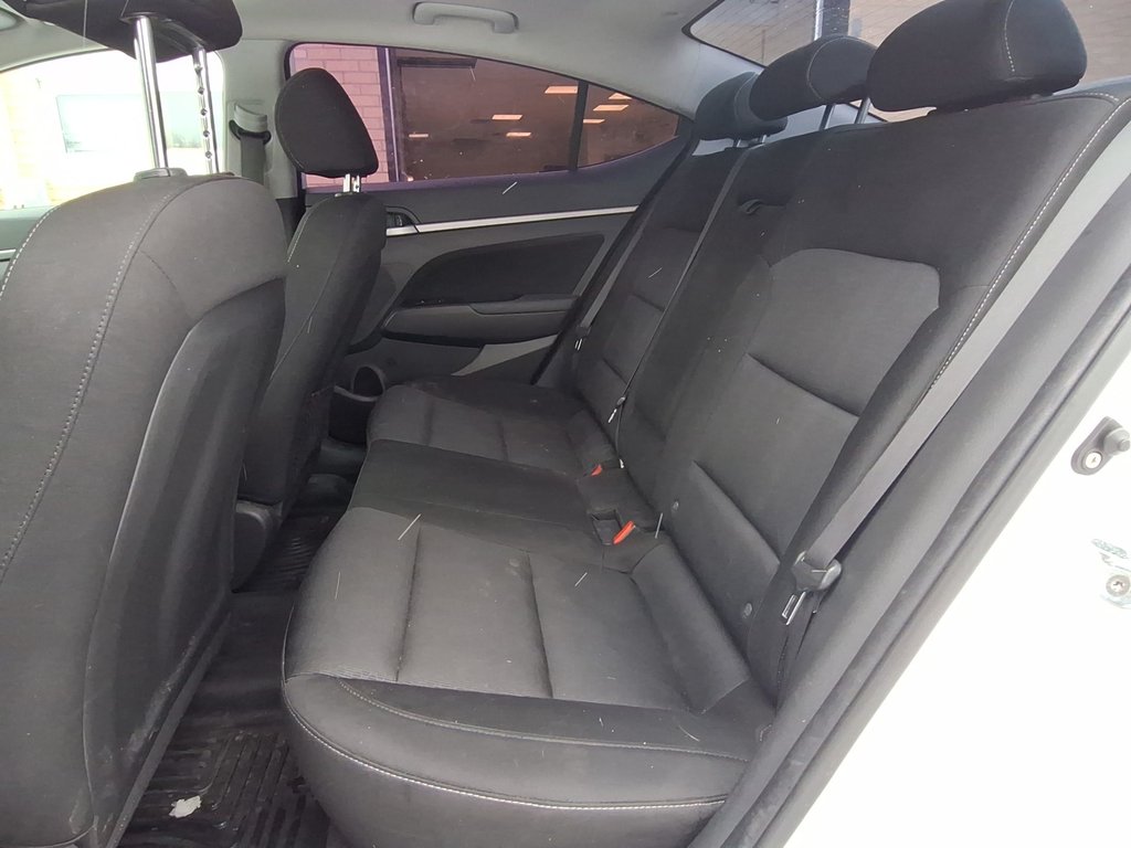 2017 Hyundai Elantra GLS | Roof | Cam | Htd Seats | USB in Saint John, New Brunswick - 32 - w1024h768px