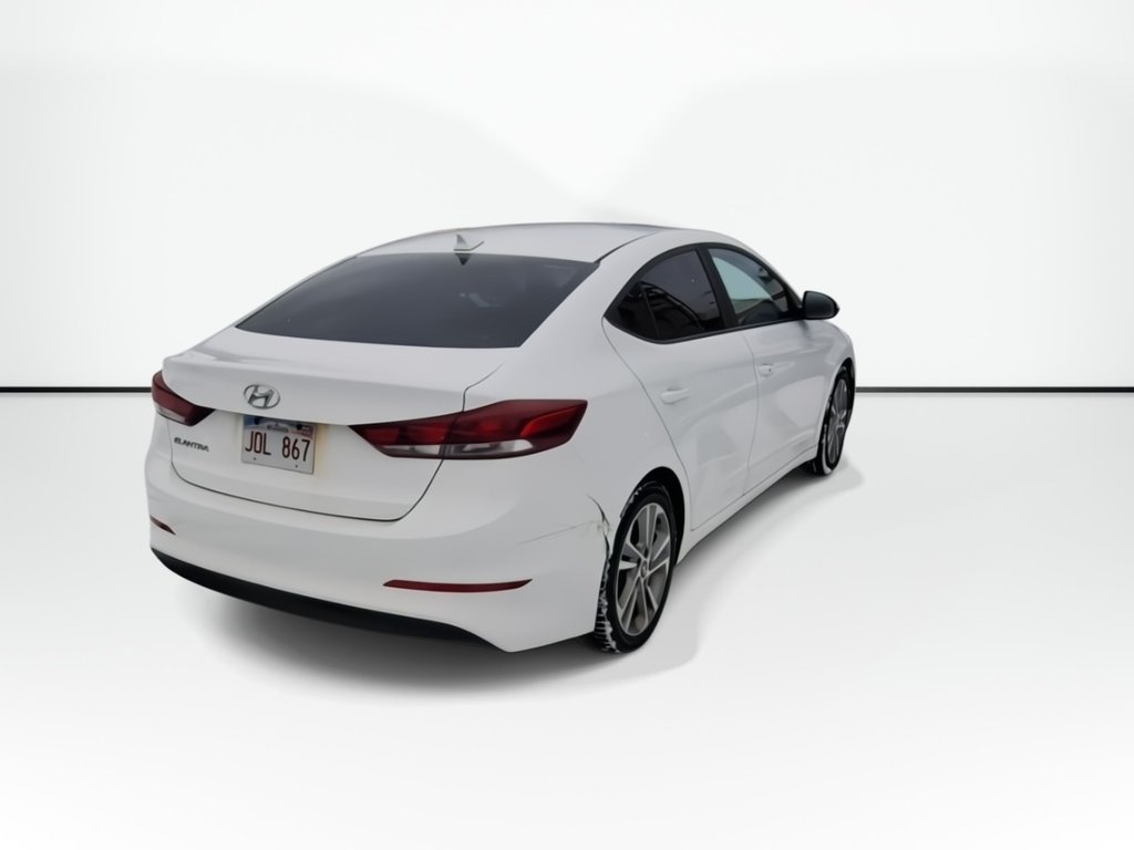 2017 Hyundai Elantra GLS | Roof | Cam | Htd Seats | USB in Saint John, New Brunswick - 8 - w1024h768px