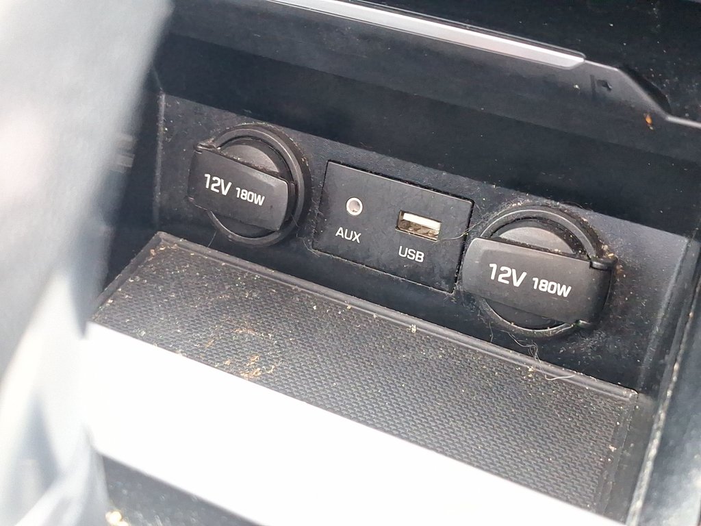 2017 Hyundai Elantra GLS | Roof | Cam | Htd Seats | USB in Saint John, New Brunswick - 45 - w1024h768px