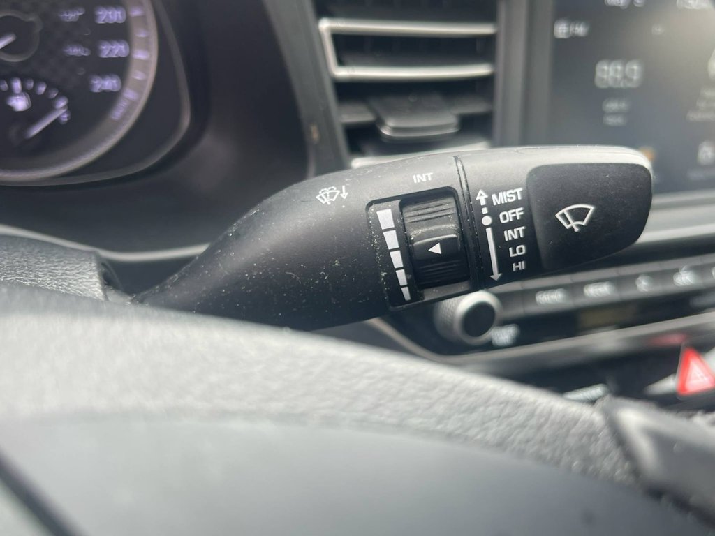 2020 Hyundai Elantra in Antigonish, Nova Scotia - 26 - w1024h768px