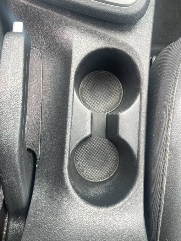 2020 Hyundai Elantra in Antigonish, Nova Scotia - 39 - w1024h768px