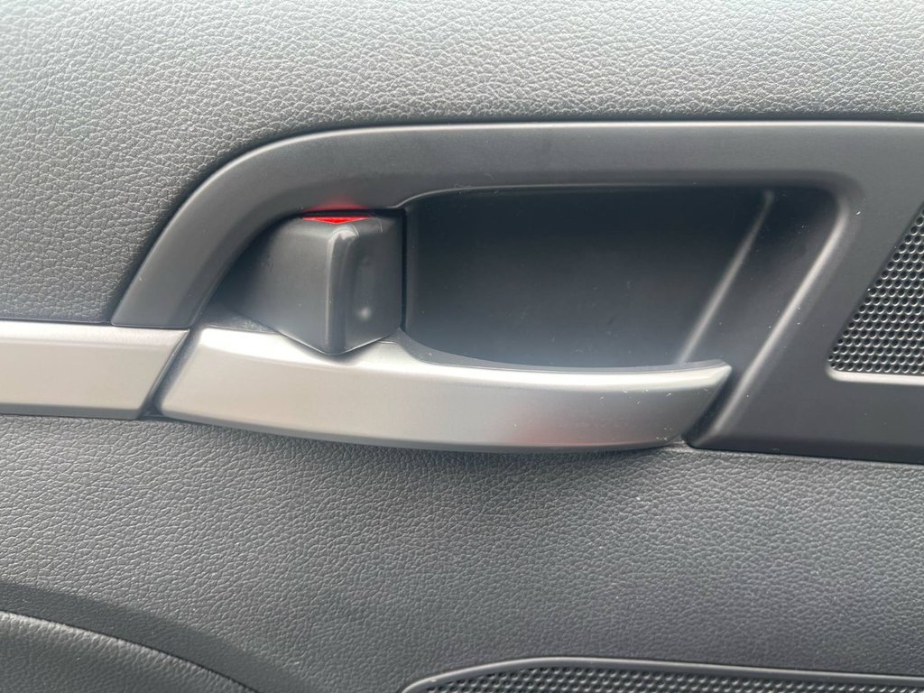 2020 Hyundai Elantra in Antigonish, Nova Scotia - 15 - w1024h768px