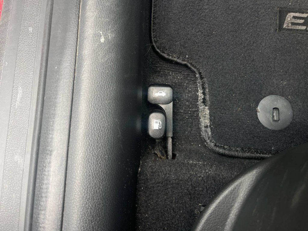 2020 Hyundai Elantra in Antigonish, Nova Scotia - 21 - w1024h768px