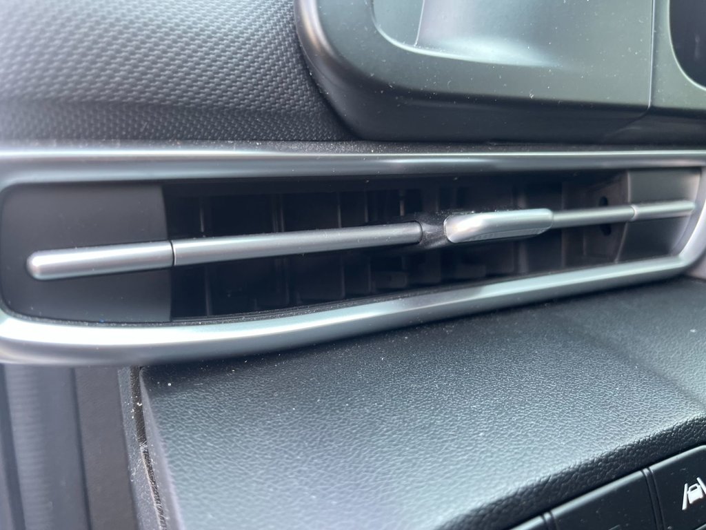 Hyundai Elantra Essential | Cam | USB | Htd Seats | Bluetooth 2023 à Saint John, Nouveau-Brunswick - 13 - w1024h768px