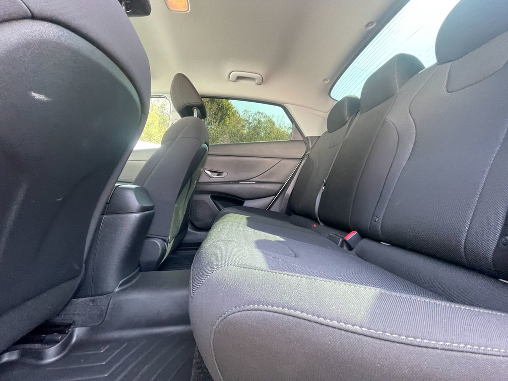 Hyundai Elantra Essential | Cam | USB | Htd Seats | Bluetooth 2023 à Saint John, Nouveau-Brunswick - 30 - w1024h768px