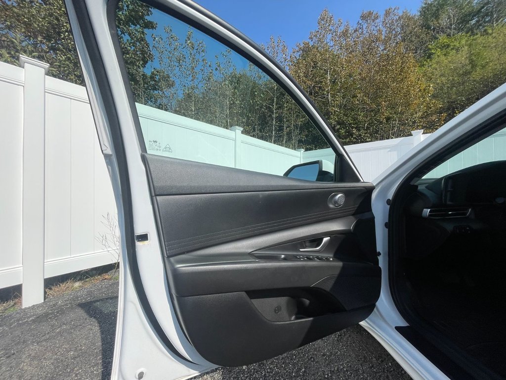 Hyundai Elantra Essential | Cam | USB | Htd Seats | Bluetooth 2023 à Saint John, Nouveau-Brunswick - 9 - w1024h768px