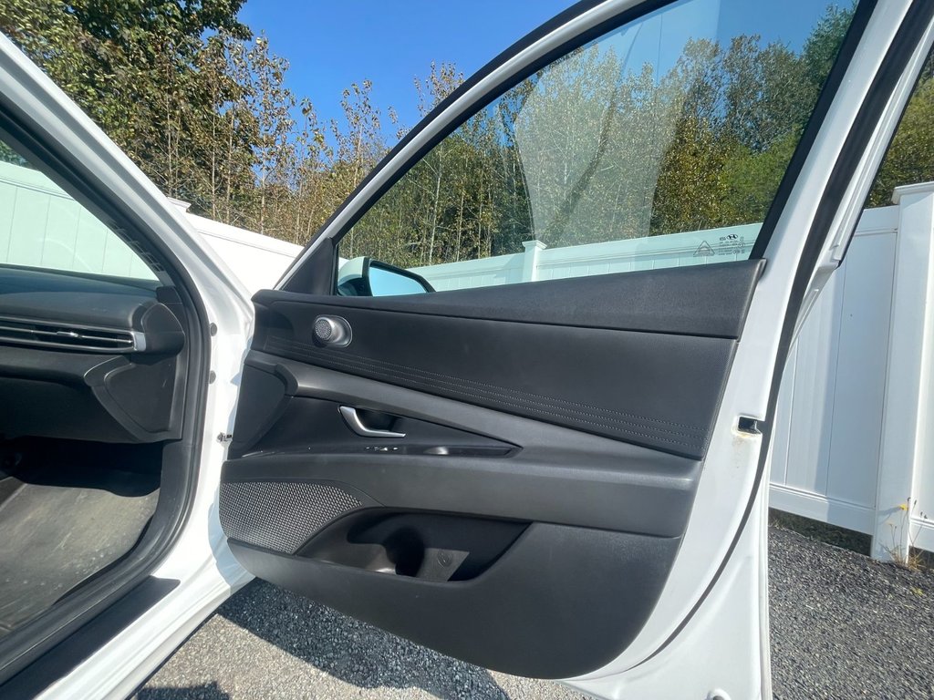 Hyundai Elantra Essential | Cam | USB | Htd Seats | Bluetooth 2023 à Saint John, Nouveau-Brunswick - 35 - w1024h768px