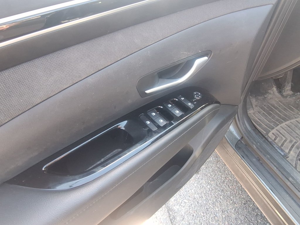 2022 Hyundai Tucson Hybrid Luxury | Roof | Cam | Nav | USB in Saint John, New Brunswick - 15 - w1024h768px