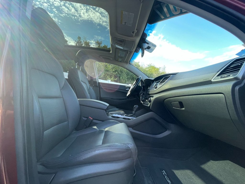 Hyundai Tucson SE | Roof | Leather | Cam | USB 2017 à Saint John, Nouveau-Brunswick - 35 - w1024h768px