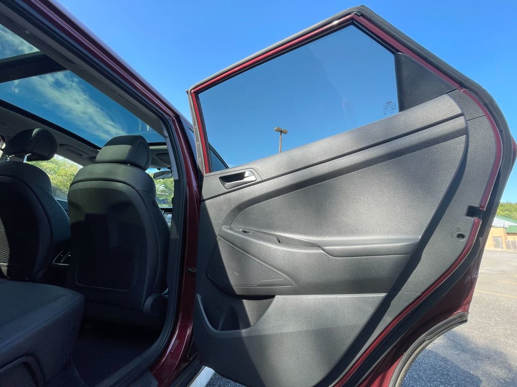 Hyundai Tucson SE | Roof | Leather | Cam | USB 2017 à Saint John, Nouveau-Brunswick - 30 - w1024h768px