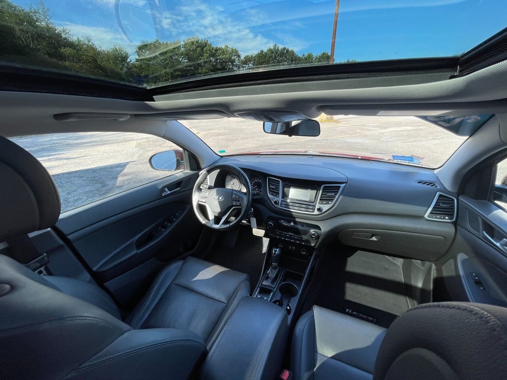 Hyundai Tucson SE | Roof | Leather | Cam | USB 2017 à Saint John, Nouveau-Brunswick - 33 - w1024h768px