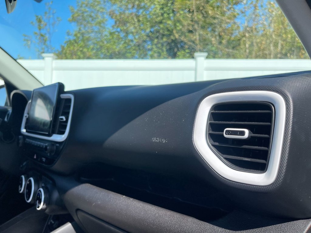 2021 Hyundai Venue Ultimate | SunRoof | Cam | USB in Saint John, New Brunswick - 40 - w1024h768px