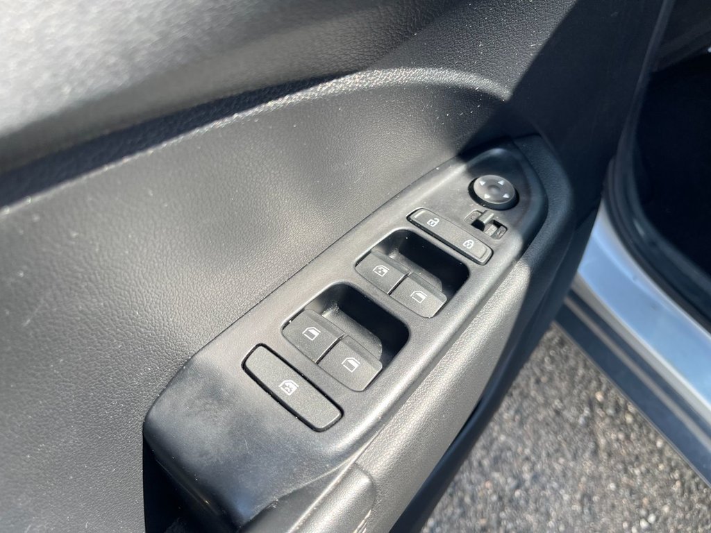 2021 Hyundai Venue Ultimate | SunRoof | Cam | USB in Saint John, New Brunswick - 11 - w1024h768px