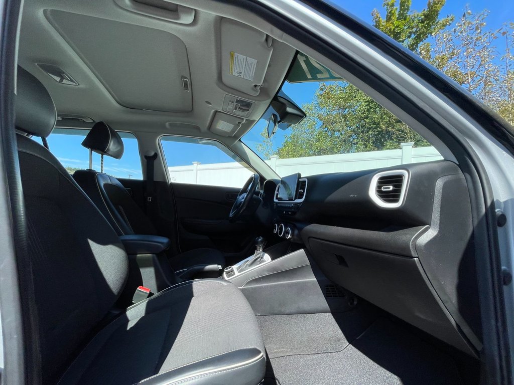2021 Hyundai Venue Ultimate | SunRoof | Cam | USB in Saint John, New Brunswick - 39 - w1024h768px