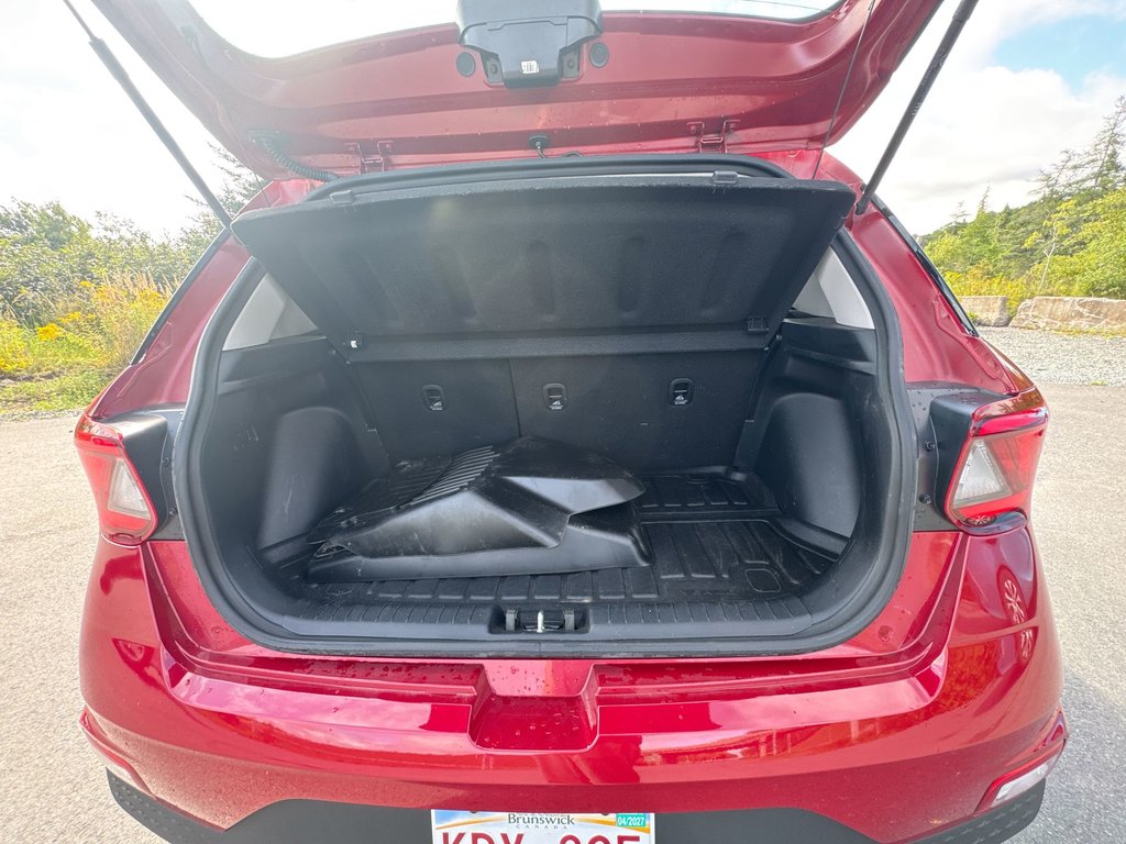 2023 Hyundai Venue Essential | Cam | Htd Seats | Warranty to 2028 in Saint John, New Brunswick - 36 - w1024h768px