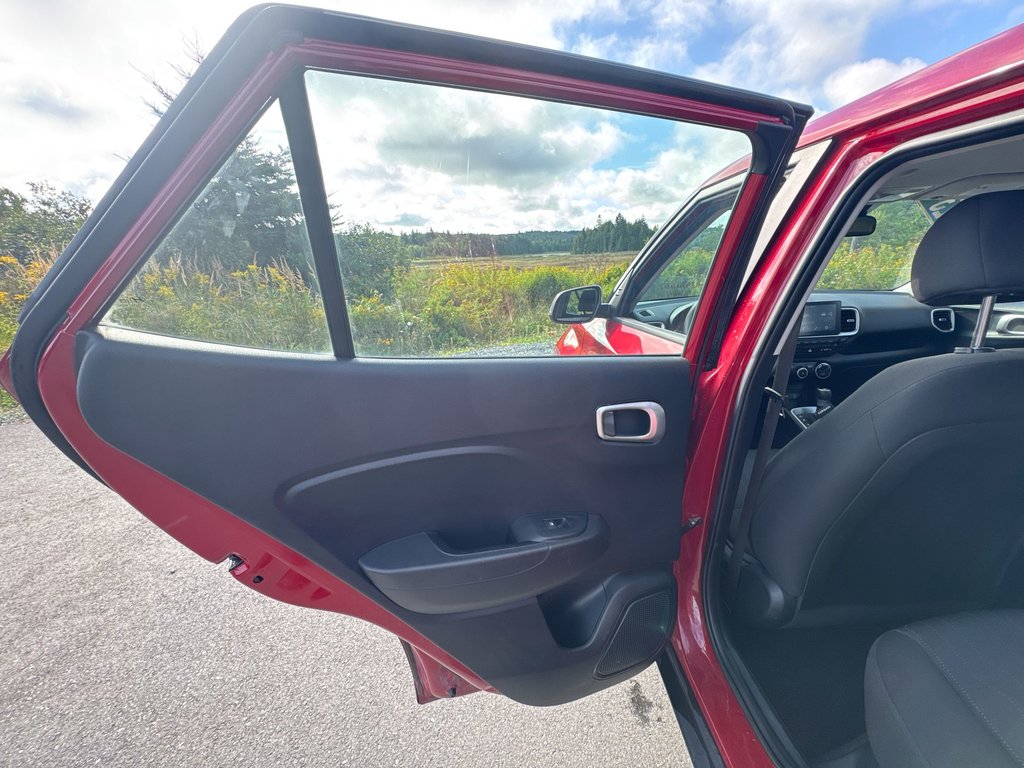 2023 Hyundai Venue Essential | Cam | Htd Seats | Warranty to 2028 in Saint John, New Brunswick - 35 - w1024h768px